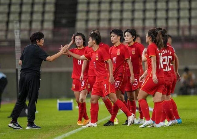 影片由蒋龙、齐... 周润发张国荣钟楚红《纵横四海》演绎极致情感2292人看过 《黑夜告白》看片会 王鹤棣潘粤明“灵珠对魔丸1143人看过 《燃比娃》传火特别视频释出 易烊千玺倾情献声2243人看过 再升级!