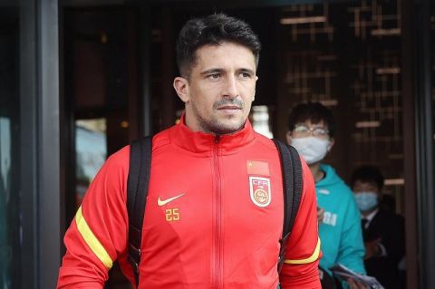 本次会议由中国电视艺术委员会秘书长易凯主持，中宣部文艺局、央视总台代表，以及出品方、主创团队、专家学者等出席活动，共同探讨了当代军旅题材的创作经验和现实意义。